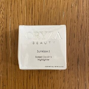 ORYZA Beauty Sunkissed Highlighter